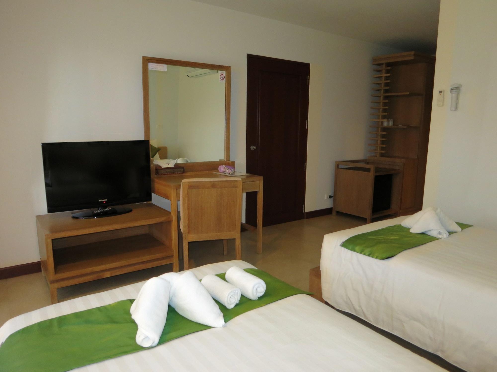 Islanda Resort Hotel Koh Mak Exterior photo